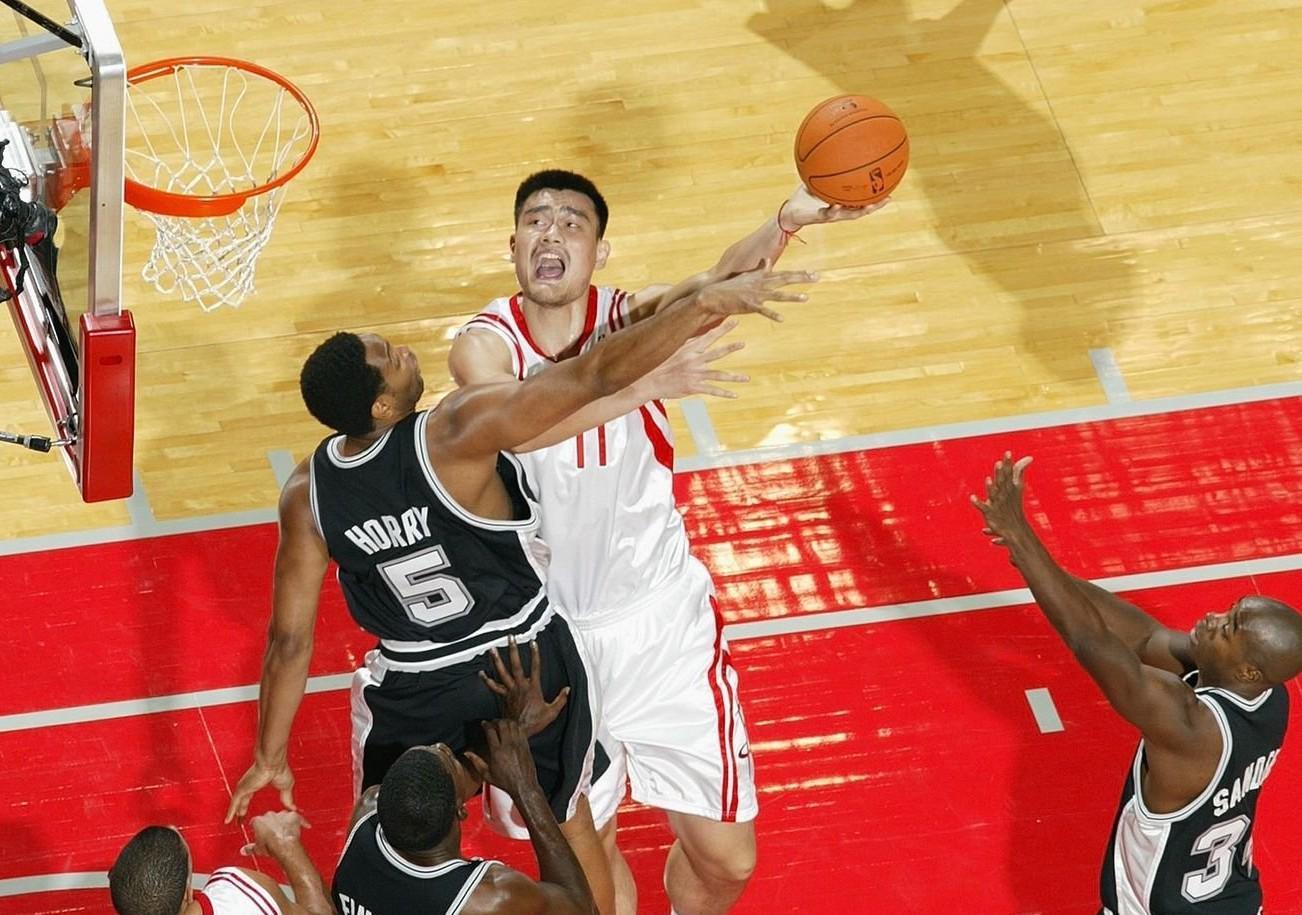 九游体育app官方入口-罗伯特-霍里：频繁的国家队比赛使得姚明的NBA生涯早早结束